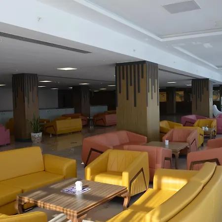 Lavanta Tepesi Ve Spor Tesisleri 5*