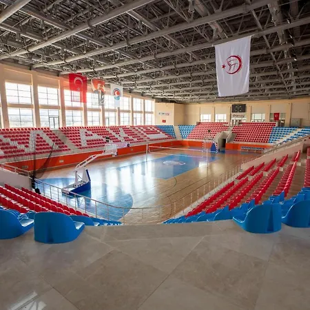 Lavanta Tepesi Ve Spor Tesisleri